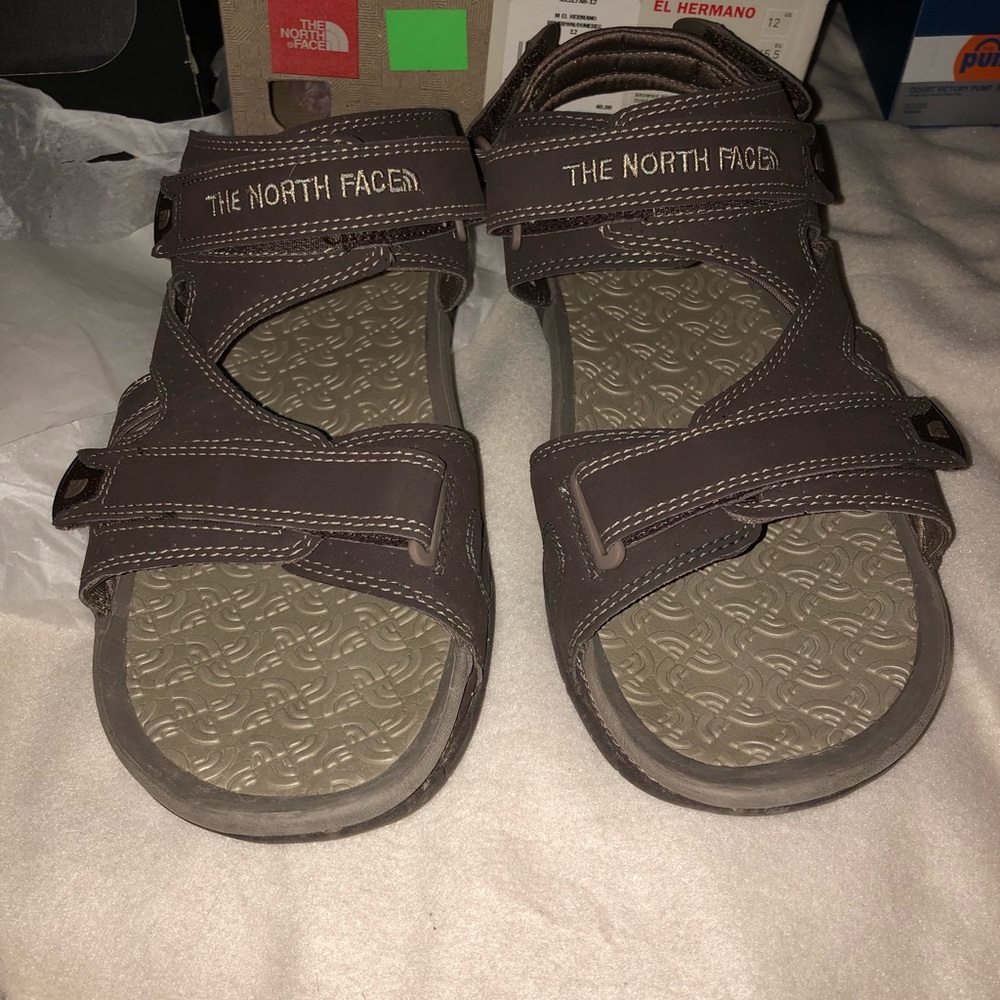 North Face Sandles